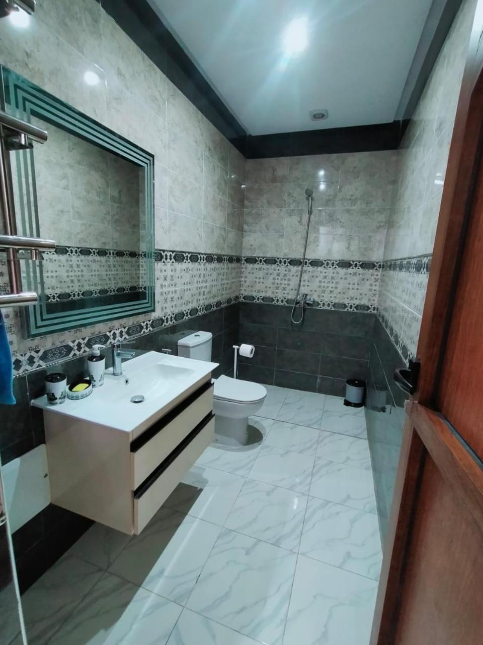 Appartement De Luxe A 7 Min De Centre De Ville A Petit Prix Pour Passer Un Agreable Sejour Marrakesh Luaran gambar